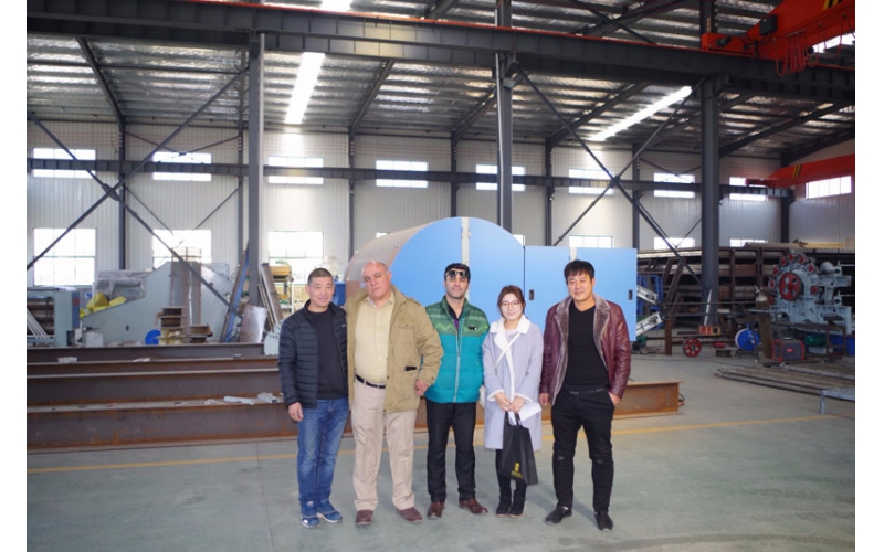 恰逢公司成立15周年慶，伊朗氣流成網(wǎng)針刺保溫棉生產(chǎn)線